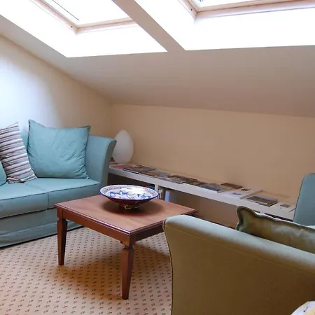 Hotel Leon D'oro Castell' Arquato 3*