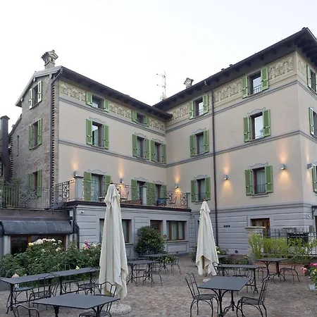 Hotel Leon D'oro Castell' Arquato 3*