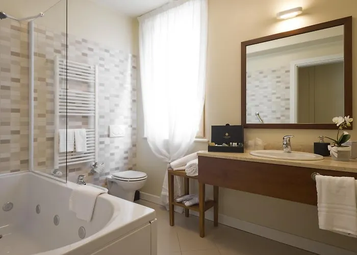 فندق Leon D'oro Castell' Arquato CastellʼArquato